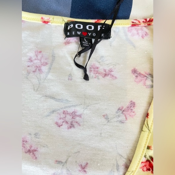 Cropped Front Knotted Shirt - Picture 2 of 4